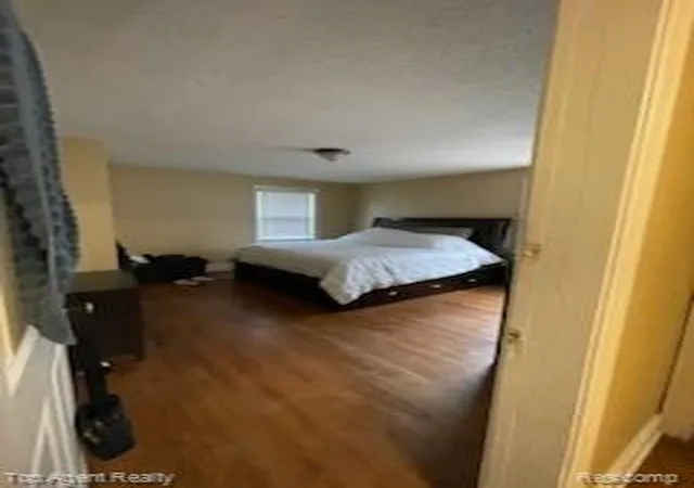 2nd image of 11597 Duchess St, Detroit, MI 48224 | MLS# 60948488