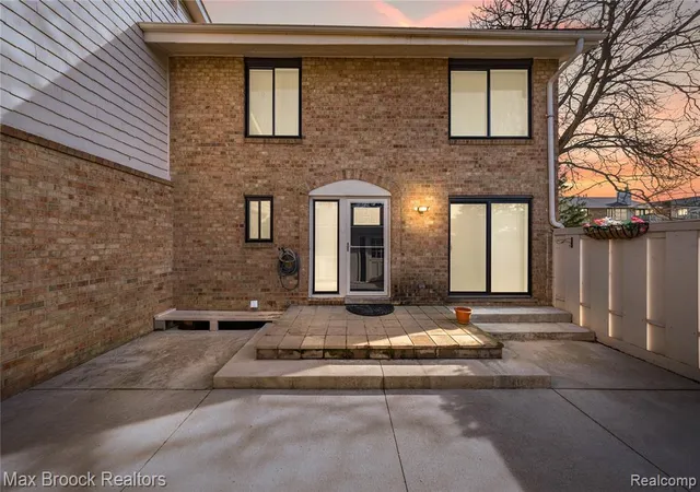 Photo 1 of Condo for sale at 7451 Pebble Pt, West Bloomfield, MI 48322 3517 | MLS# 61025478 | Listing updated on 2026-08-29