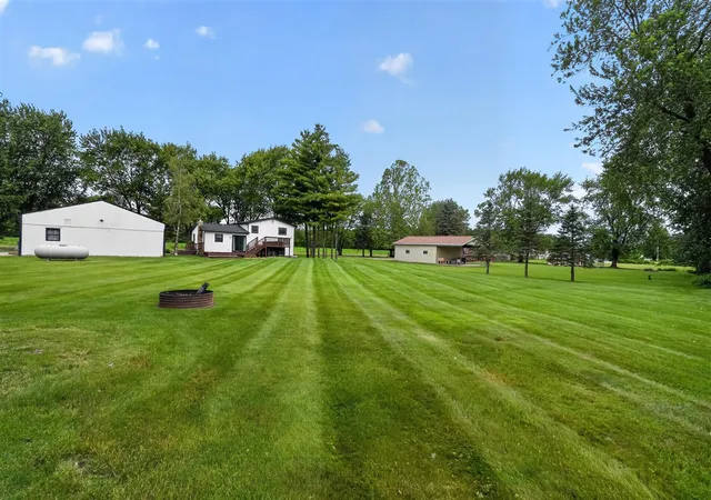 Homes for sale in Swartz Creek, MI | 3371 Van Vleet Rd, Swartz Creek, MI 48473 | MLS# 70541002