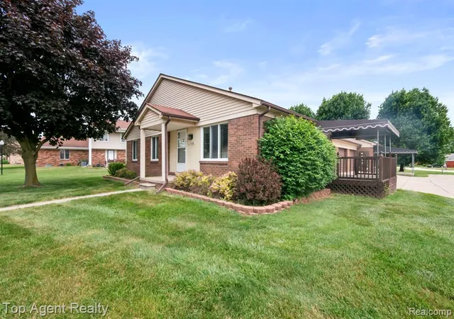 Homes for sale in Chesterfield, MI | 31849 Breezeway, Chesterfield, MI 48047 | MLS# 61002448