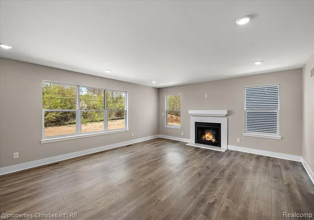 Photo 4 of Sale Pending at 577 W Lake St, South Lyon, MI 48178 | MLS# 60941565 | Listing updated on 2026-07-07