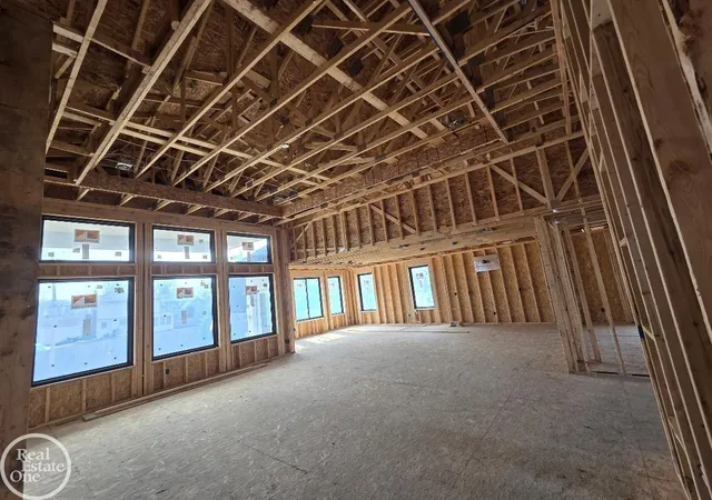 Photo 33 of Single family home for sale at 27176 Oxbow Lake Dr, New Baltimore, MI 48051 | MLS# 50203638 | Listing updated on 2026-08-06
