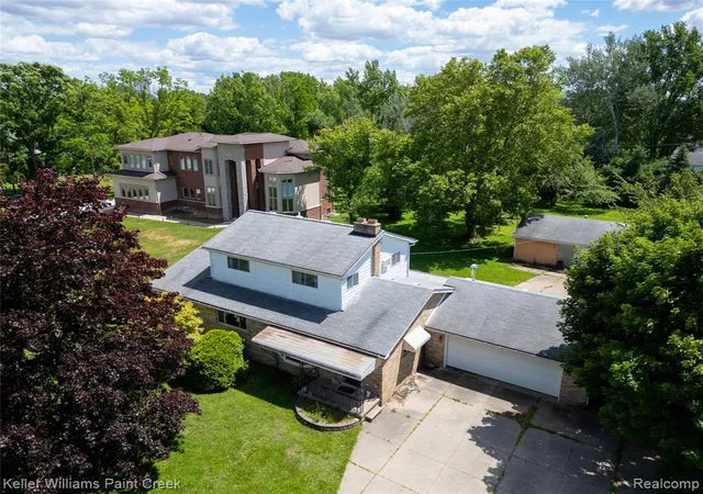 Homes for sale in Troy, MI | 1965 Muer Dr, Troy, MI 48084 | MLS# 61003384