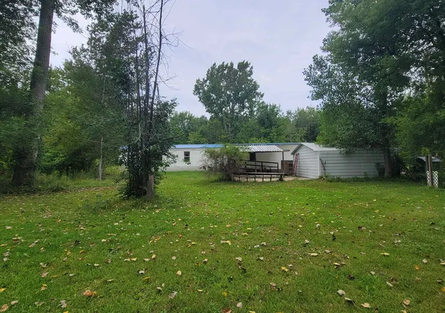 Photo 3 of Single family home for sale at 2685 W Howard Rd, Beaverton, MI 48612 | MLS# 50219276 | Listing updated on 2026-08-21