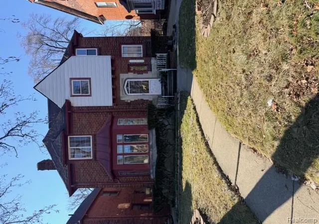 37th image of 18303 Santa Barbara Dr, Detroit, MI 48221 4100 | MLS# 60983736