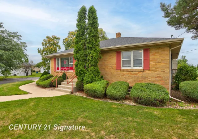 image of 3741 Tittabawassee Rd, Saginaw, MI 48604 | MLS# 50186430