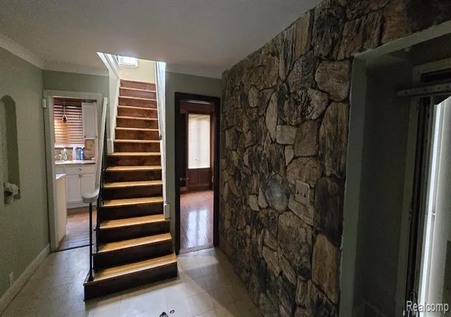 Photo 4 of Single Family Residence at 550 W Grixdale, Highland Park, MI 48203 | MLS# 60977942 | | Sold on 2026-08-03
