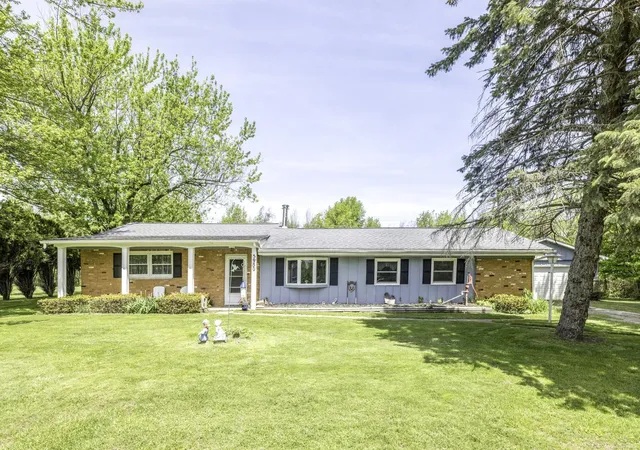 Homes for sale in Lexington, MI | 5950 Avalon Cir, Lexington, MI 48450 | MLS# 50209985