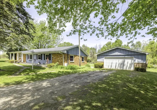 Homes for sale in Lexington, MI | 5950 Avalon Cir, Lexington, MI 48450 | MLS# 50209985