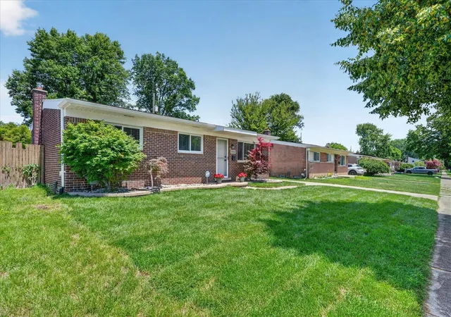 Homes for sale in Westland, MI | 34330 Florence St, Westland, MI 48185 | MLS# 70541453