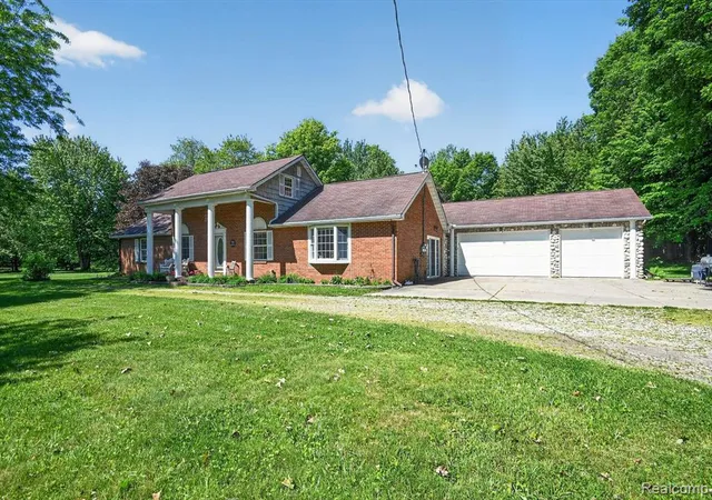2nd image of 111 N Haywood Rd, Webberville, MI 48892 | MLS# 60998236