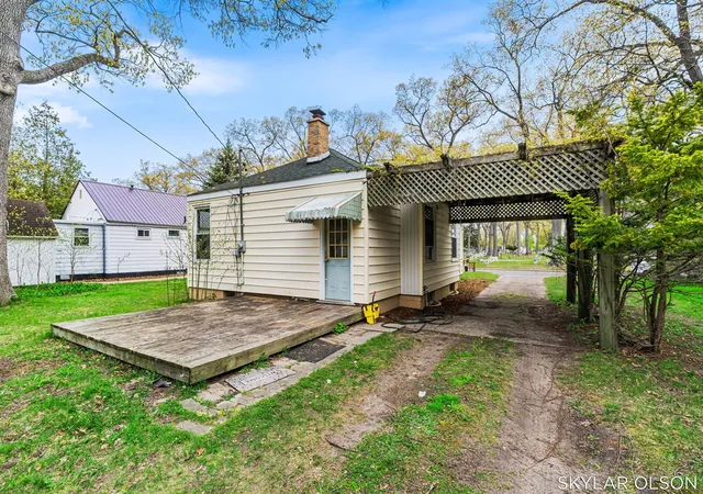 Homes for sale in Muskegon, MI | 2153 Philo Ave, Muskegon, MI 49441 | MLS# 70532659