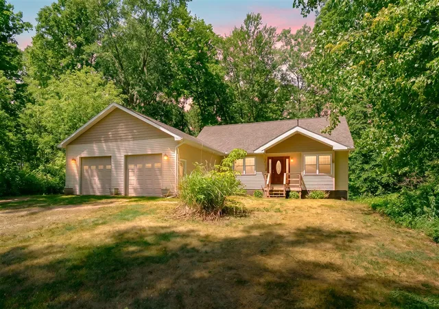 Homes for sale in Dowagiac, MI | 56200 California Rd, Dowagiac, MI 49047 | MLS# 70536935