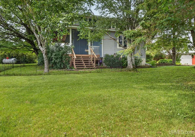 Photo 1 of Single family home for sale at N4561 County Rd 577, Wallace, MI 49893 | MLS# 50214470 | Listing updated on 2026-08-17