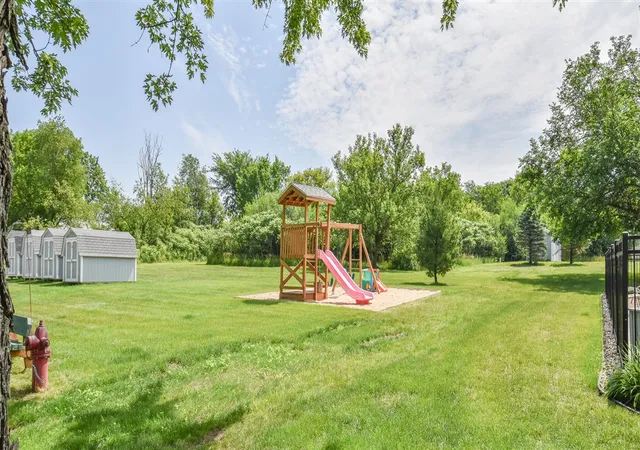 Homes for sale in Cassopolis, MI | 61626 Colony Bay Drive, Cassopolis, MI 49031 | Houzeo