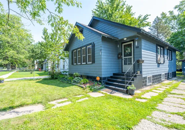 Photo 1 of Single family home for sale at 991 Ogden Ave, Benton Harbor, MI 49022 | MLS# 70530923 | Listing updated on 2026-08-24