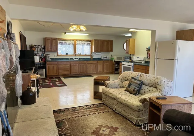 Homes for sale in Shingleton, MI | E16931 Co Rd H58 Rd, Shingleton, MI 49884 | MLS# 50209443