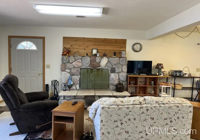 Homes for sale in Shingleton, MI | E16931 Co Rd H58 Rd, Shingleton, MI 49884 | MLS# 50209443