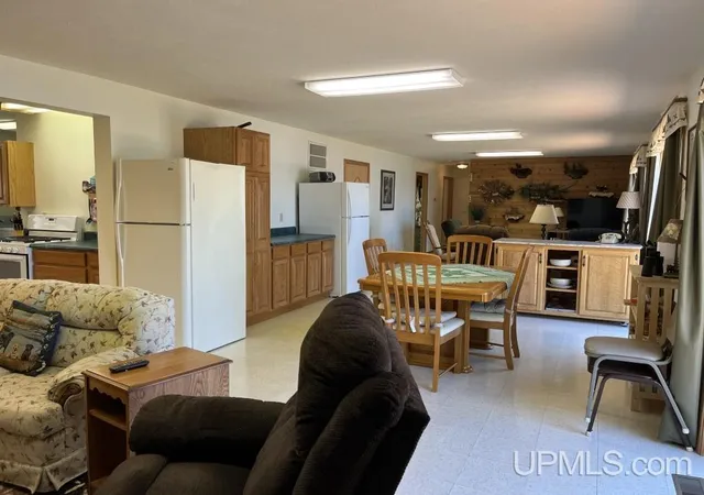 Homes for sale in Shingleton, MI | E16931 Co Rd H58 Rd, Shingleton, MI 49884 | MLS# 50209443