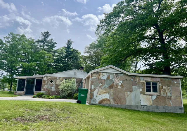Homes for sale in Oscoda, MI | 3325 N Us-23 N, Oscoda, MI 48750 | MLS# 80069784