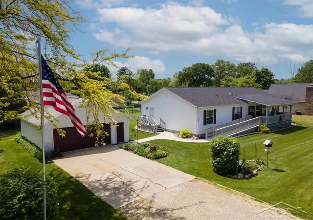 Homes for sale in Sanford, MI | 531 W Myrtle St, Sanford, MI 48657 | MLS# 50209833
