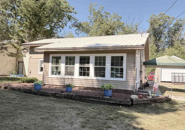 Photo 1 of Single family home for sale at 4349 Oak Park Dr, Harrison, MI 48625 | MLS# 50214970 | Listing updated on 2026-08-17
