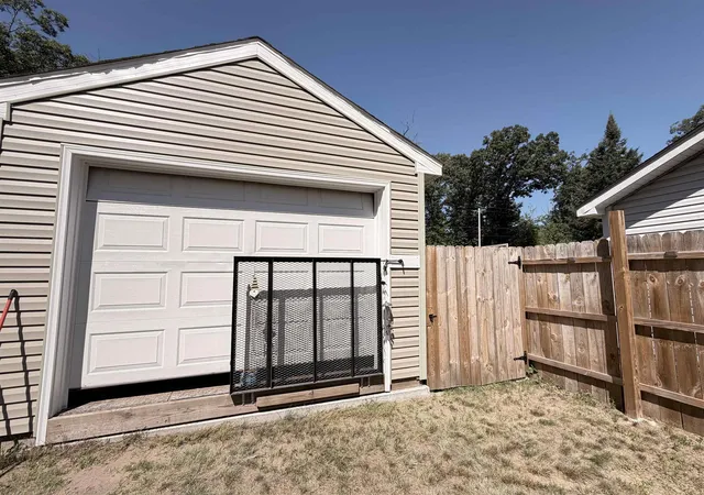 Photo 2 of Single family home for sale at 4349 Oak Park Dr, Harrison, MI 48625 | MLS# 50214970 | Listing updated on 2026-08-17
