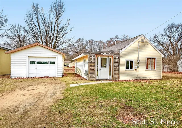 Homes for sale in Muskegon, MI | 1497 Riblet St, Muskegon, MI 49445 | MLS# 70519602