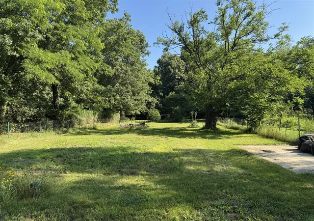 Homes for sale in South Bend, IN | 1403 Stateline Rd, South Bend, IN 46637 | MLS# 70545406