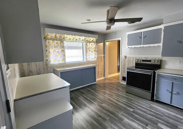 Photo 4 of Sale Pending at 212 N Mclellan St, Bay City, MI 48708 | MLS# 50204411 | Listing updated on 2026-05-10