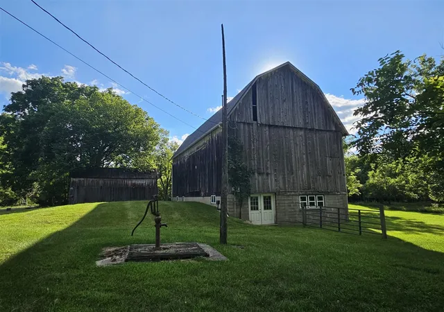 1st image of 490 Tiffany St, Brooklyn, MI 49230 | MLS# 70554145