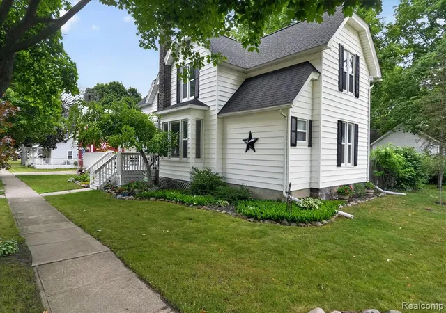 Photo 4 of Single family home for sale at 202 N Church St, Vernon, MI 48476 | MLS# 61011374 | Listing updated on 2026-08-23