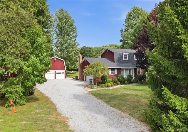 Photo 3 of Sale Pending at 3581 Mayer Rd, East China, MI 48054 | MLS# 50218824 | Listing updated on 2026-08-25