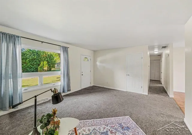 4th image of 1937 S Mackenzie Ln, Mount Pleasant, MI 48858 | MLS# 50219148