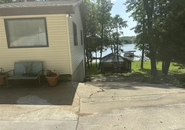 Homes for sale in Fountain, MI | 5029 N Benson Rd, Fountain, MI 49410 | MLS# 70543851