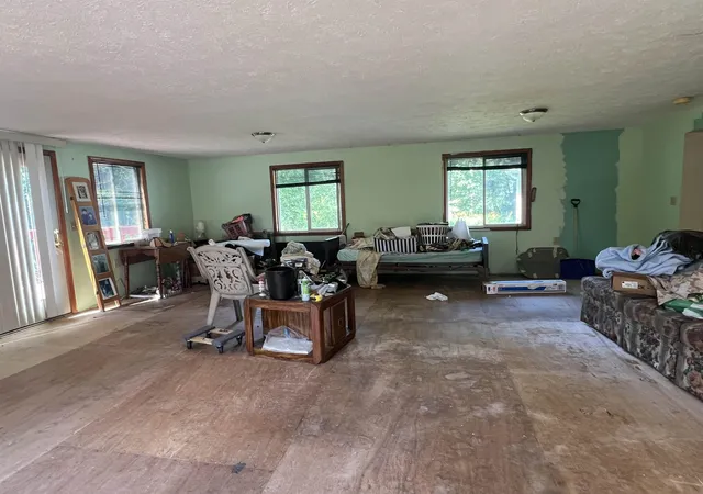 Photo 3 of Single family home for sale at 6250 E Long Lake Rd, Harrison, MI 48625 | MLS# 50216932 | Listing updated on 2026-09-01
