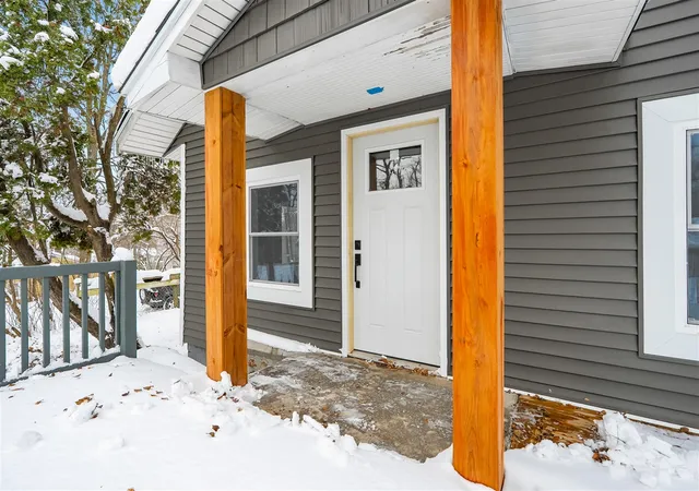 Homes for sale in Kalamazoo, MI | 407 Wallace Ave, Kalamazoo, MI 49048 | MLS# 70507042