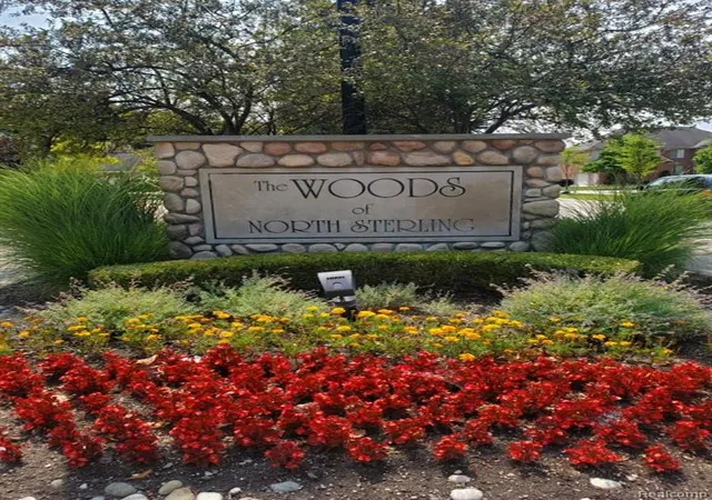 44th image of 42328 Hickorywood Dr, Sterling Heights, MI 48314 | MLS# 61019081