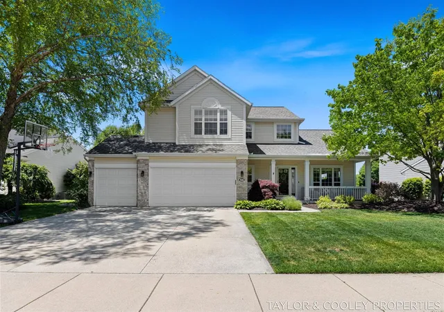 2nd image of 5616 Highbury Dr, Ada, MI 49301 | MLS# 70536441