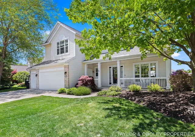 3rd image of 5616 Highbury Dr, Ada, MI 49301 | MLS# 70536441