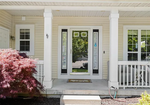 4th image of 5616 Highbury Dr, Ada, MI 49301 | MLS# 70536441