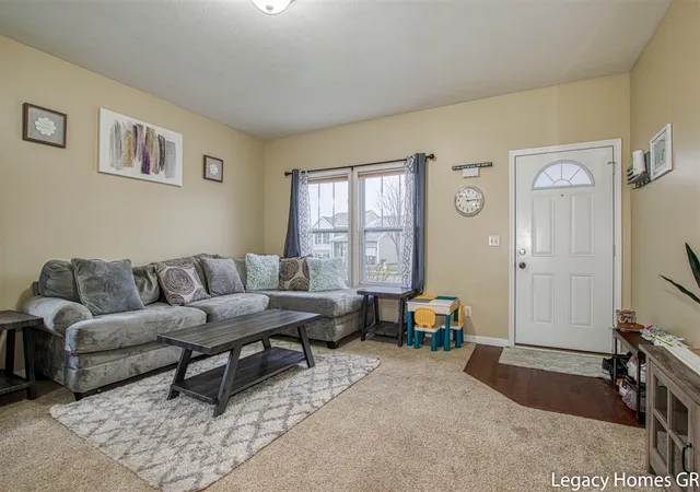 4th image of 5868 Kiverton Ridge Dr, Grand Rapids, MI 49508 | MLS# 70520070