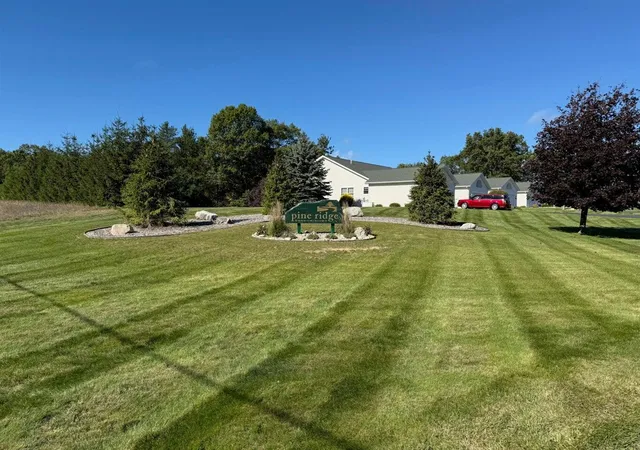 2nd image of 1941 Pine Ridge Dr, Manistee, MI 49660 | MLS# 70492425