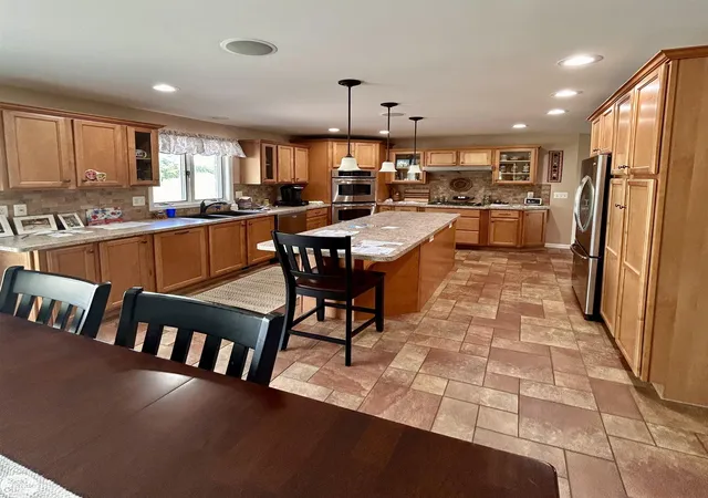 Photo 3 of Sale Pending at 19505 32 Mile Rd, Armada, MI 48005 | MLS# 50220069 | Listing updated on 2026-09-10
