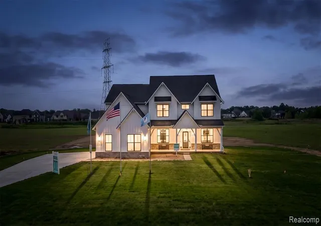 Photo 4 of Single family home for sale at 987 Buell Rd, Rochester, MI 48363 | MLS# 61013344 | Listing updated on 2026-07-26