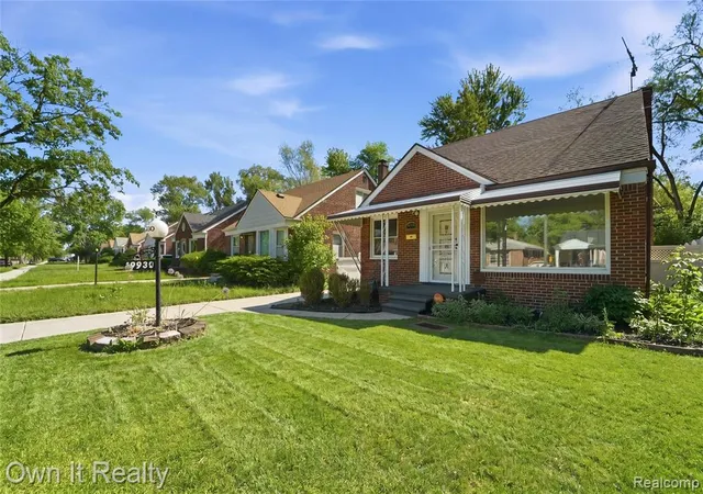 2nd image of 19930 Burgess, Detroit, MI 48219 | MLS# 60995590