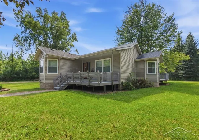 4th image of 55 Huntley Ln, Midland, MI 48640 | MLS# 50219164