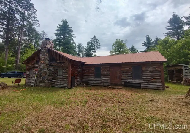 Homes for sale in Iron River, MI | 184 Marten Lake Rd, Iron River, MI 49935 | MLS# 50211182
