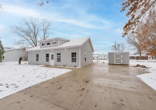 Homes for sale in Sturgis, MI | 67893 Ottawa Dr, Sturgis, MI 49091 | MLS# 70514264