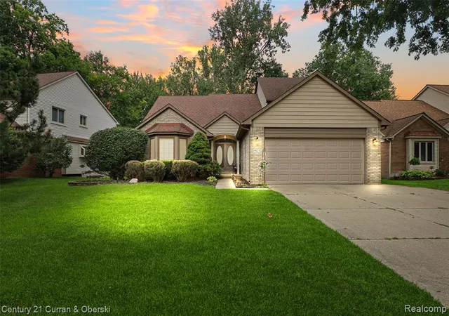 Photo 1 of Sale Pending at 19123 Parkwood Ln, Brownstown, MI 48183 6807 | MLS# 61022950 | Listing updated on 2026-09-05